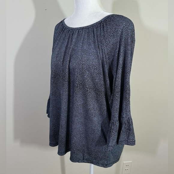 Michael Kors sz lg top in blues tone neckline has gathers 3/4 sleeve ruffle edge - Picture 11 of 14